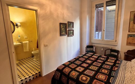 Splendido quadrilocale con giardino ad uso esclusivo