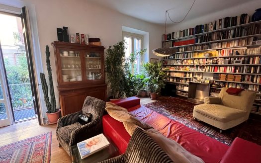Splendido quadrilocale con giardino ad uso esclusivo